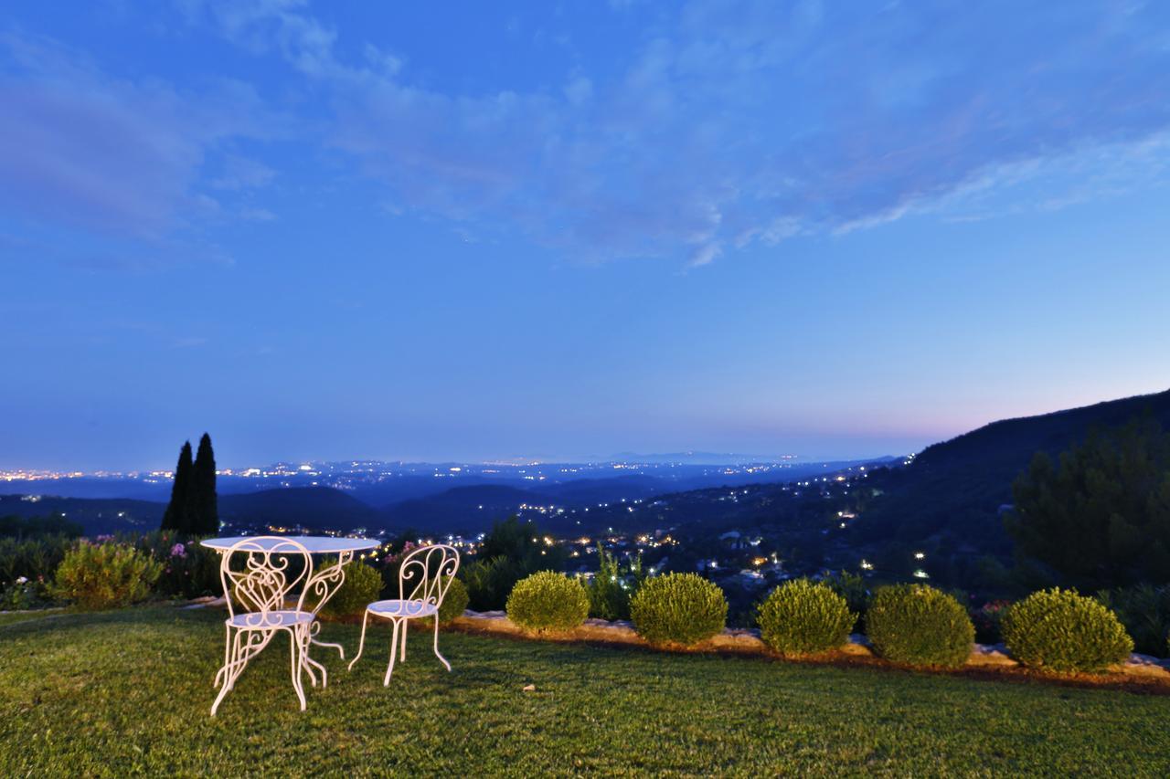 La Bastide Des Pins Vence Exterior foto